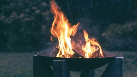 Elevating Outdoor Dining with Fire Pits